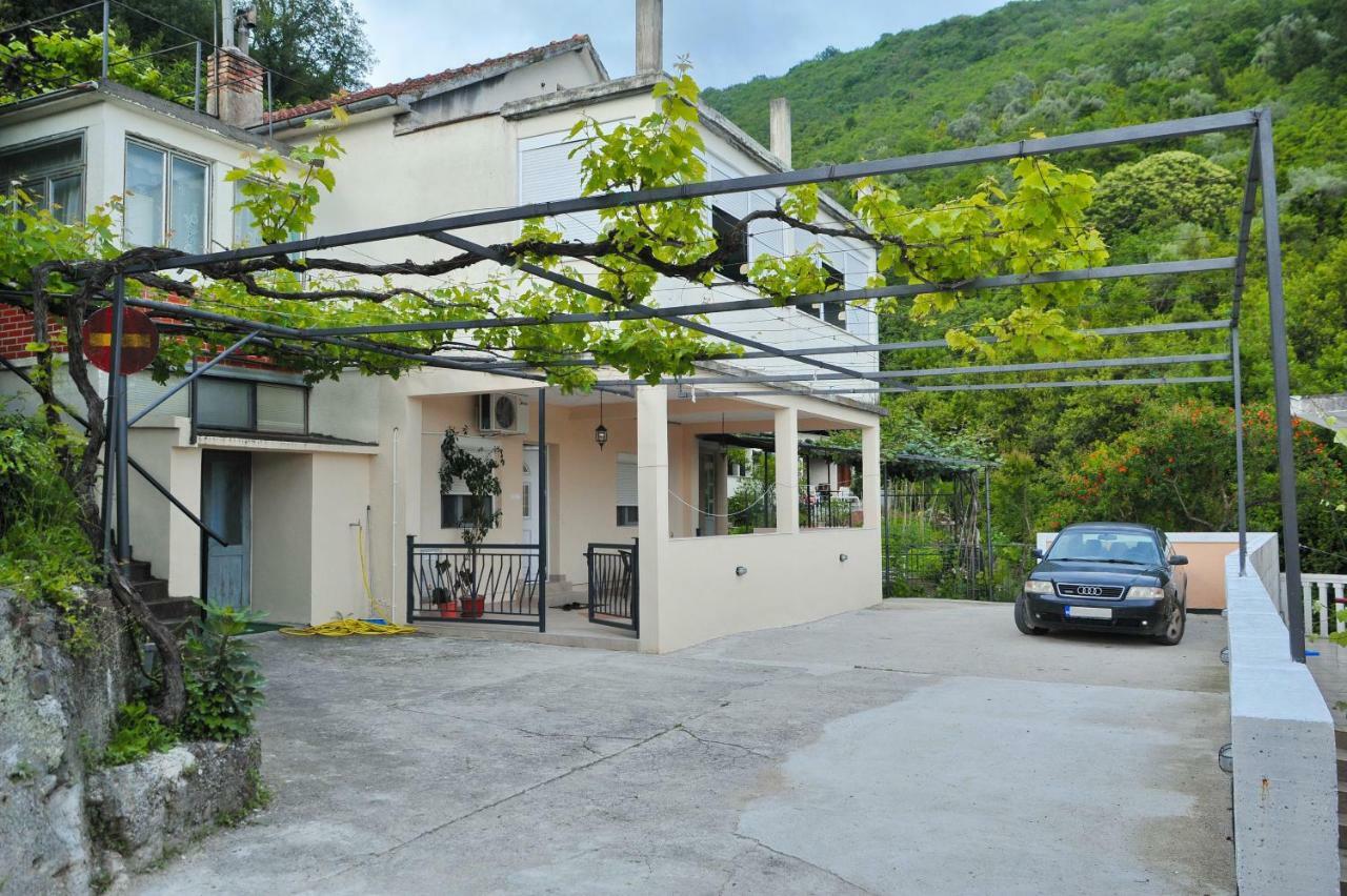 Apartments Banicevic Tivat Ngoại thất bức ảnh